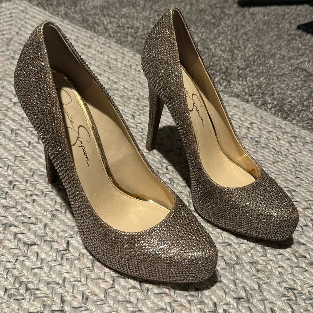 Parisah Platform Pumps